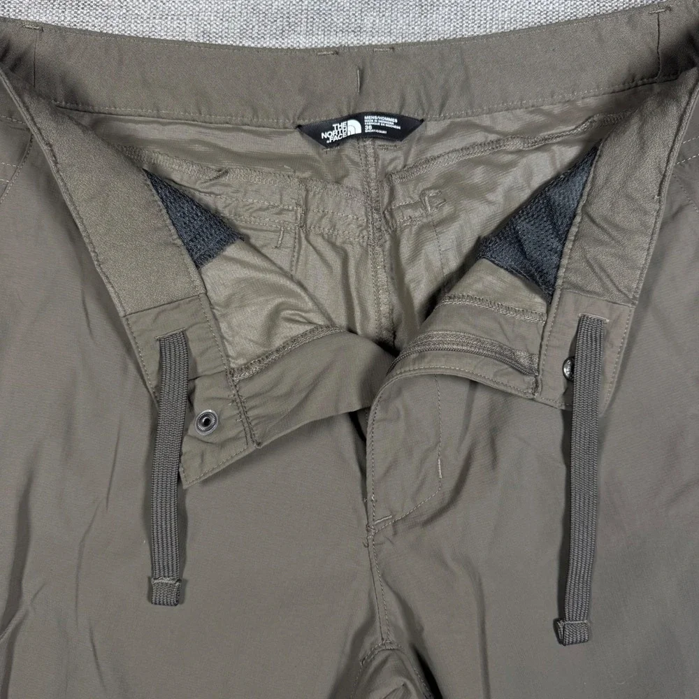The North Face Basin Convertible Pants Mens 36 Short NWOT Taupe Green Hiking